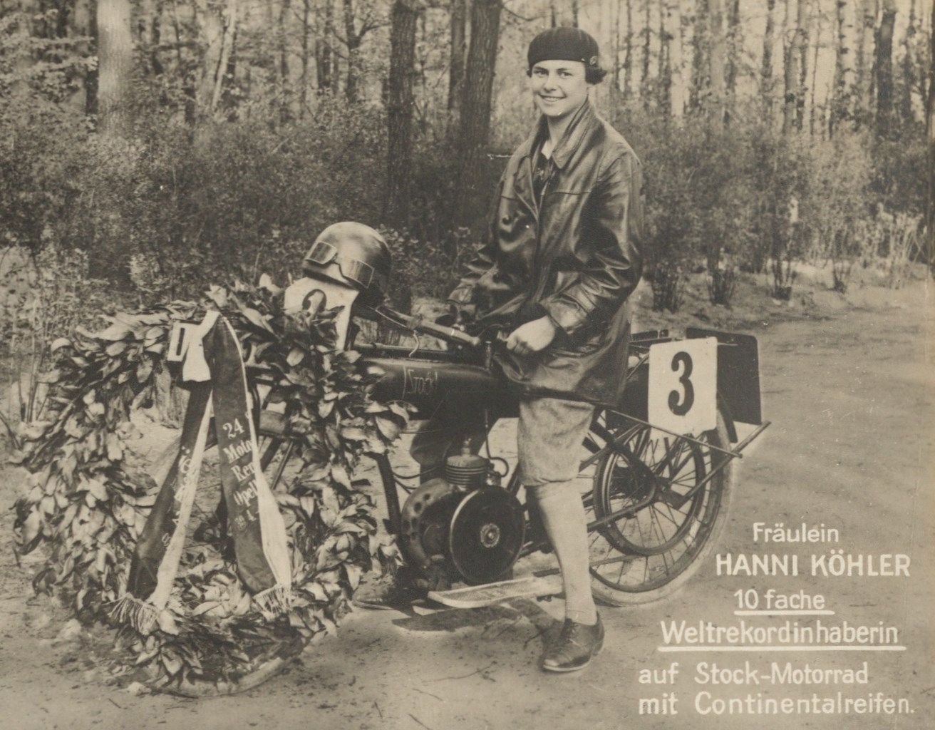 Une photographie vintage en noir et blanc de Hanni Köhler